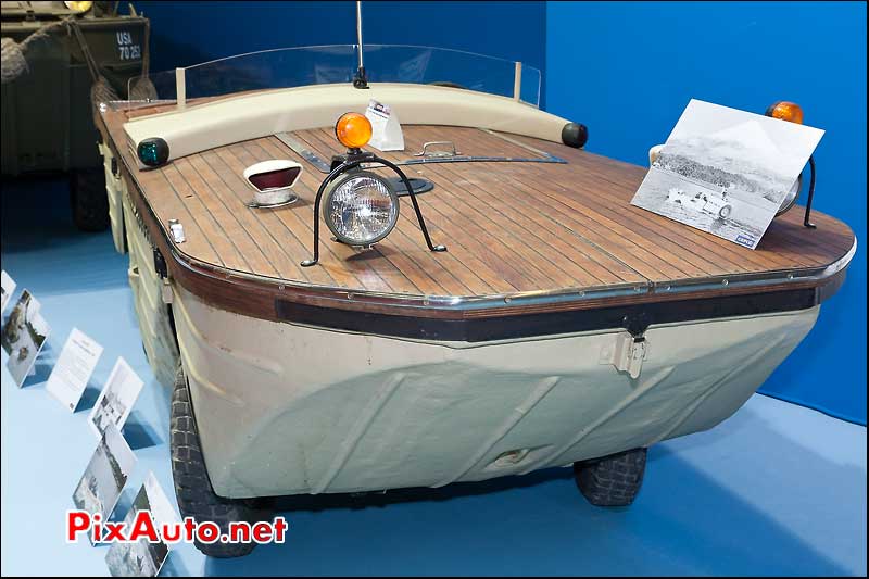 voiture amphibie ford gpa salon retromobile