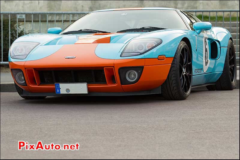 Ford GT