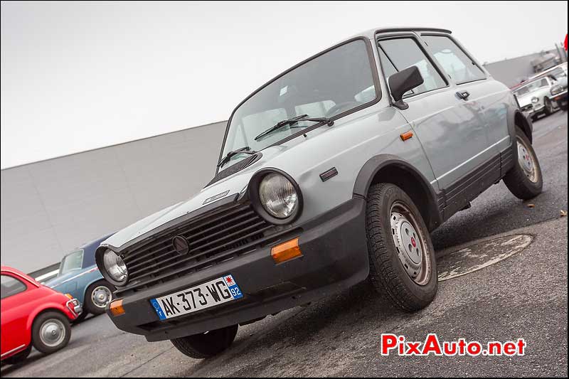 youngtimer autobianchi a112 abarth parking salon automedon