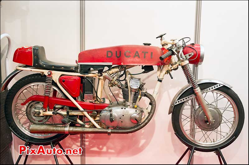 Ducati 125cc Grand Sport, moto vintage Salon Moto Legende