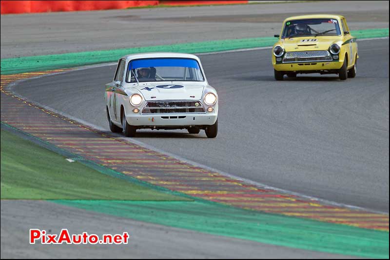 ford lotus cortina n°1 driver Voyazides-Leo Hadfield-Simon