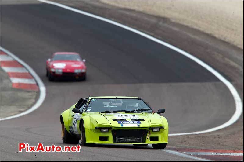 de tomaso pantera sur le circuit de dijon-prenois