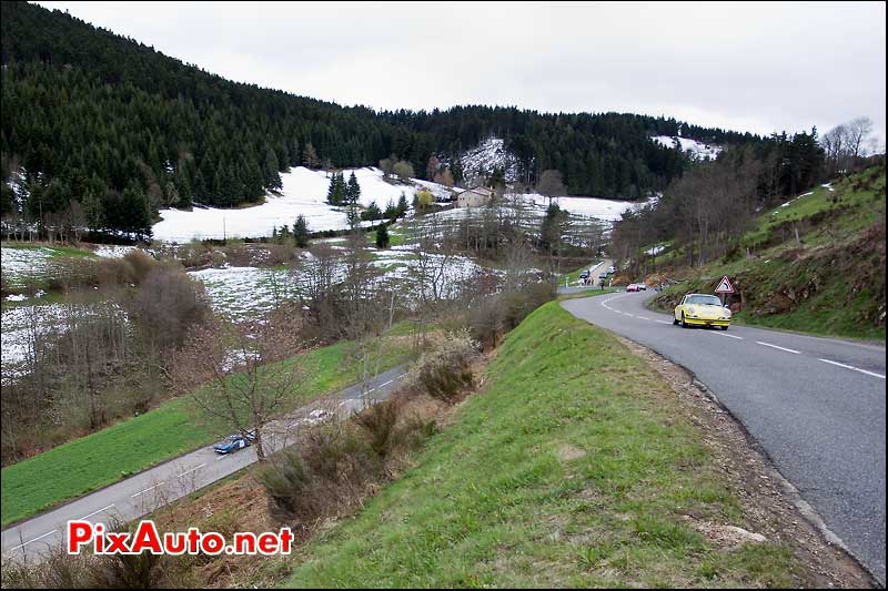 contreforts enneiges du massif central tour auto 2012