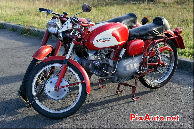 Harley-Davidson Aermacchi 175s, Autodrome Italian Meeting Montlhery