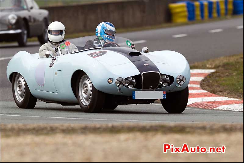 Arnolt-Bristol Bolide, coupes de printemps, Montlhery