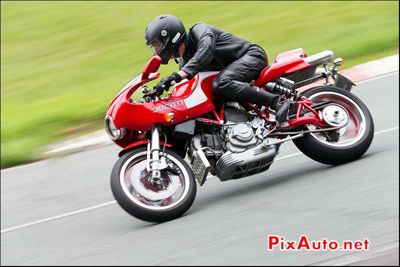 Ducati Sport, cafe-racer-festival 2013, circuit Linas-Montlhery