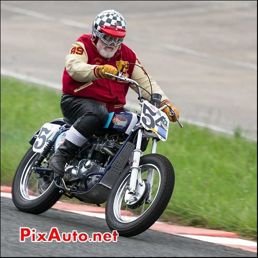 Pere Noel en TriBSA, cafe-racer-festival 2013, circuit Linas-Montlhery