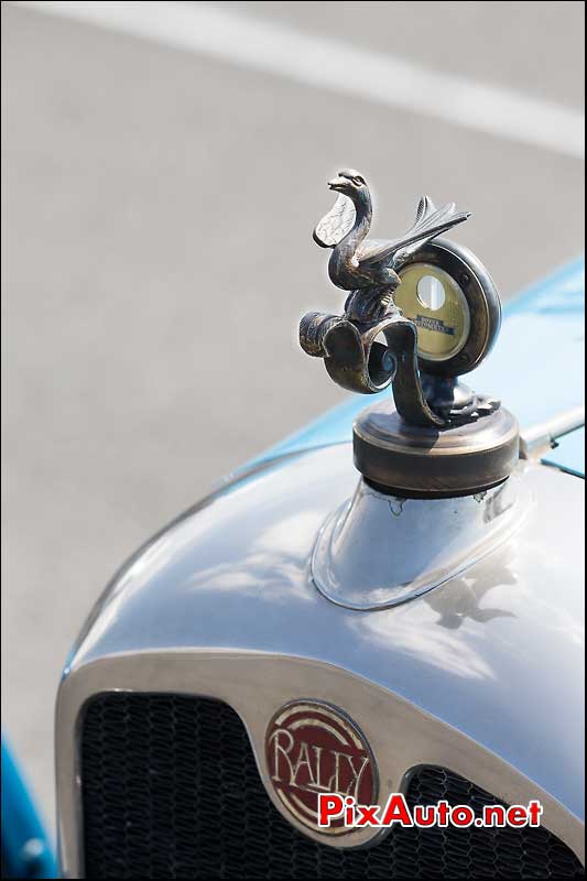 mascotte cygne, automobile Rally, vintage revival montlhery