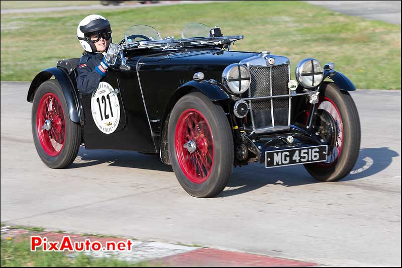 MG PB Sport, chicane nord Linas-Montlhery, vintage revival