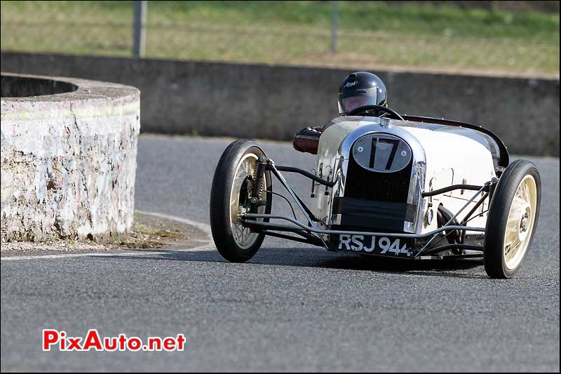 Tricyclecar Morgan F2 au deux ponts Montlhery, vintage revival