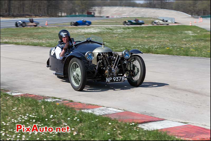 Tricyclecar Morgan Aero, vintage revival montlhery 2013