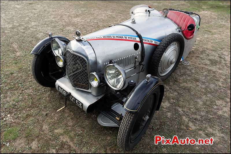 Tricyclecar