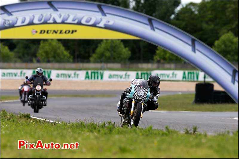 Iron Bikers 2013, passerelle Dunlop circuit Carole