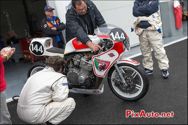 moto numero144, stand bol d'or classic