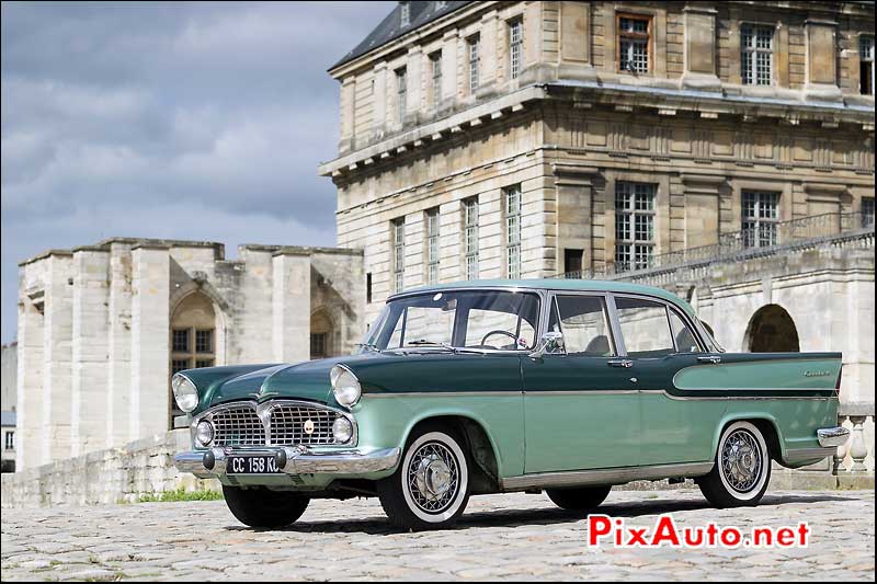 Simca Chambord, chateau de Vincennes