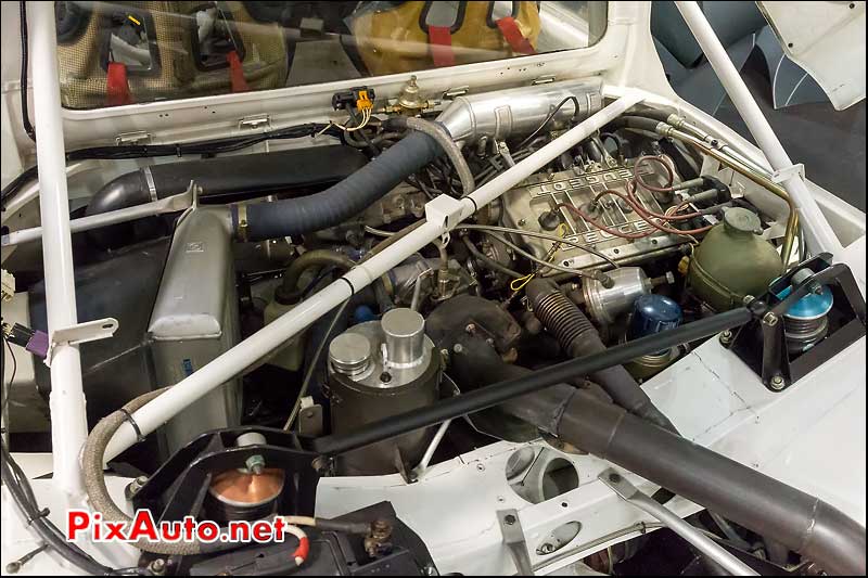 moteur peugeot 205 T16, salon retromobile 2013