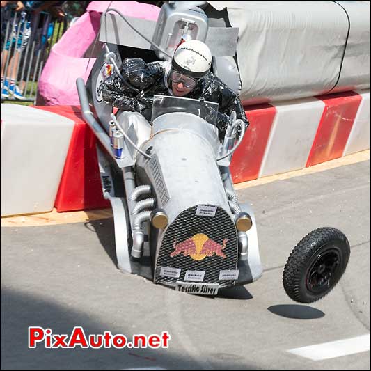 Caisse a Savon Red Bull numero 33, Saint-Cloud