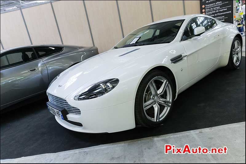 Aston Martin V8 Vantage, Salon Automedon