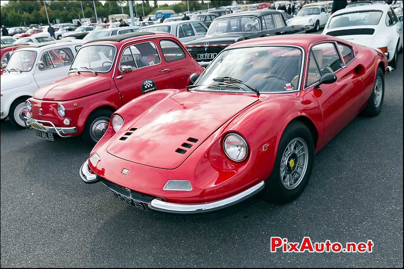 Dino 246GT et Fiat 500, Parkings Salon Automedon