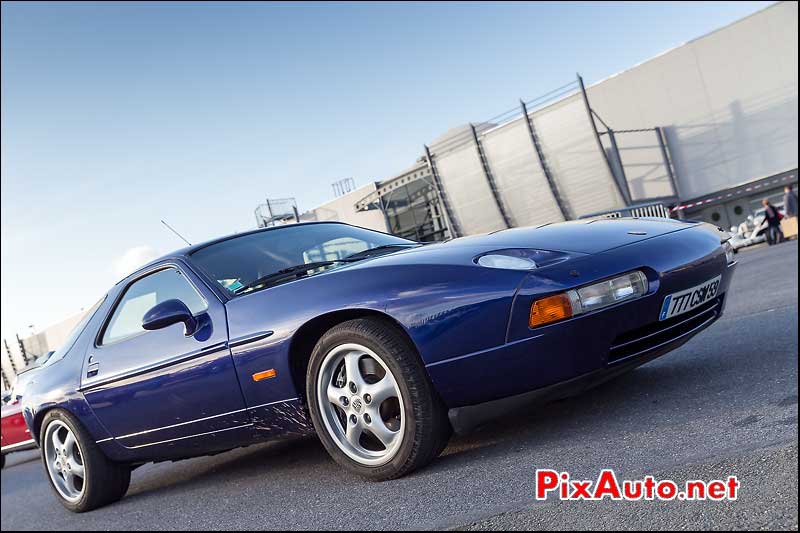 Porsche 928 GTS, Parkings Salon Automedon