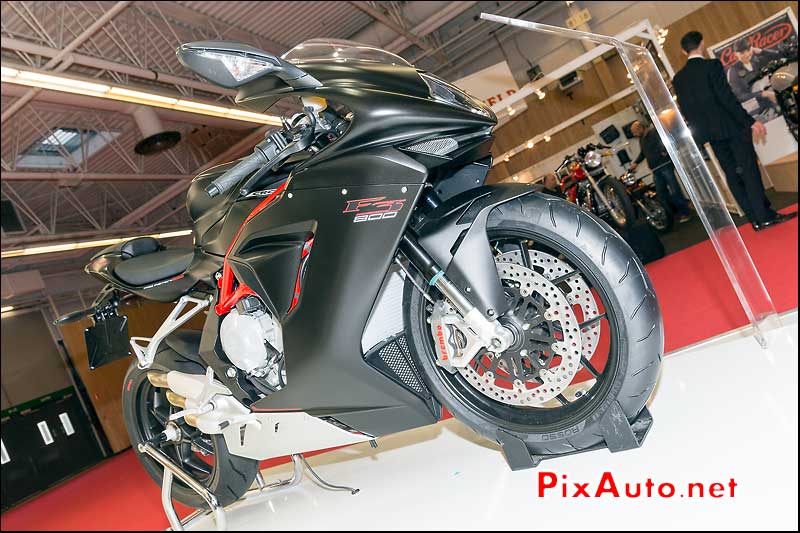 MV-Agusta F3-800 peinture noire mat, salon-de-la-moto Paris