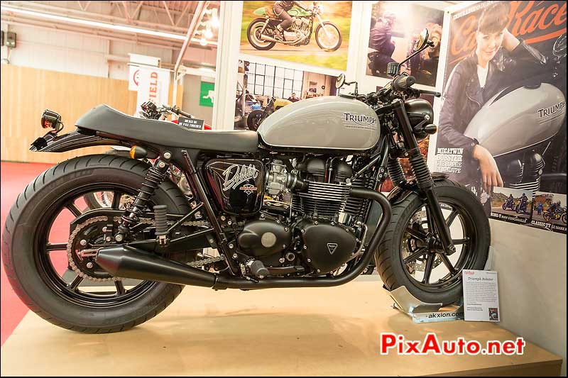 Prepa Triumph Bobster Mecatwin, stand cafe-racer, salon-de-la-moto Paris