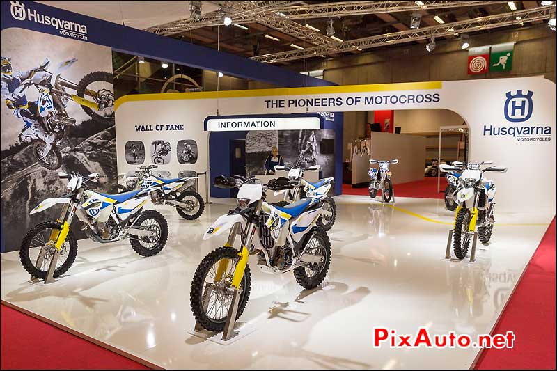 Stand Husqvarna, salon-de-la-moto Paris