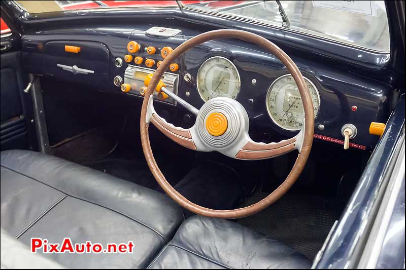 Alfa Romeo 6C2500, expo vente Bonhams Spa-Classic 2013