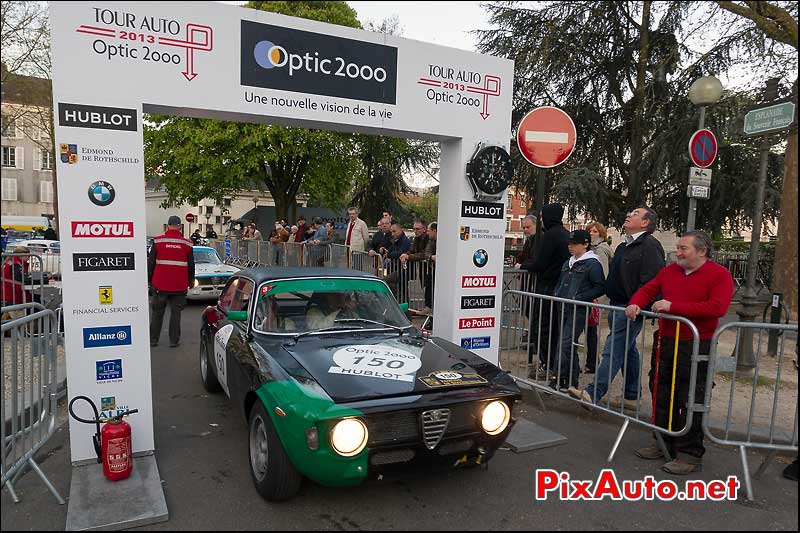 depart alfa romeo n150, Orleans, Tour Auto 2013