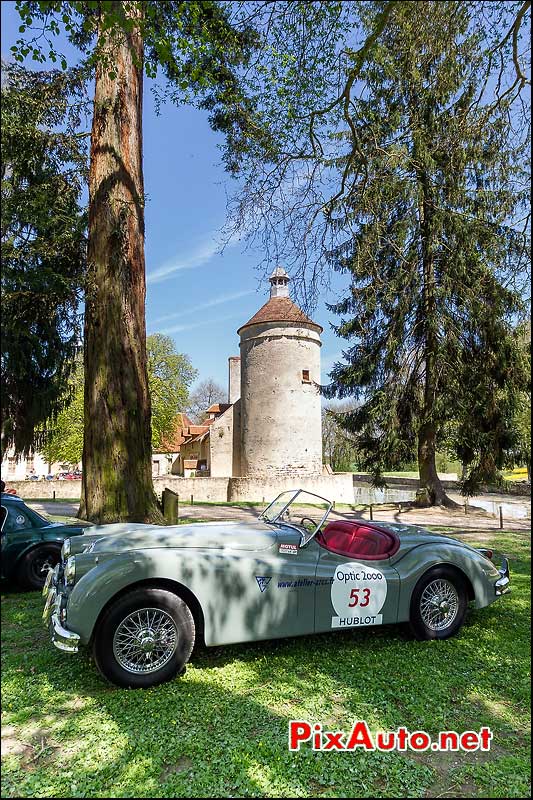 Jaguar XK140, n53, chateau Bannegon Tour Auto 2013