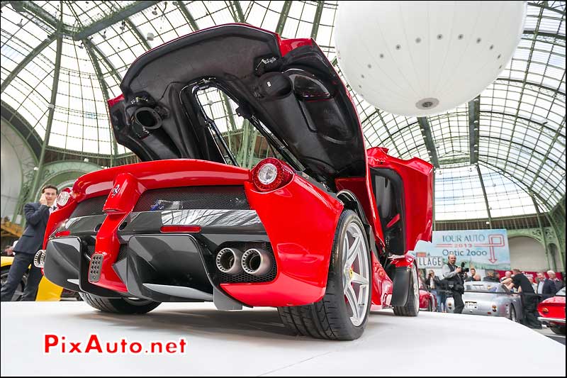 LaFerrari, capot moteur ouvert, Grand Palais