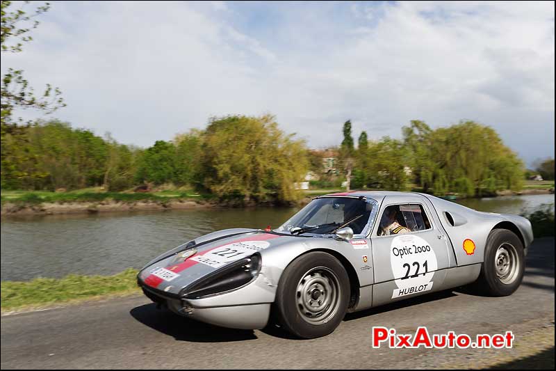 Porsche Carrera 4, n221, marais Poitevin Tour Auto