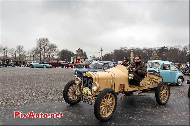 torpedo ford-t place de la concorde