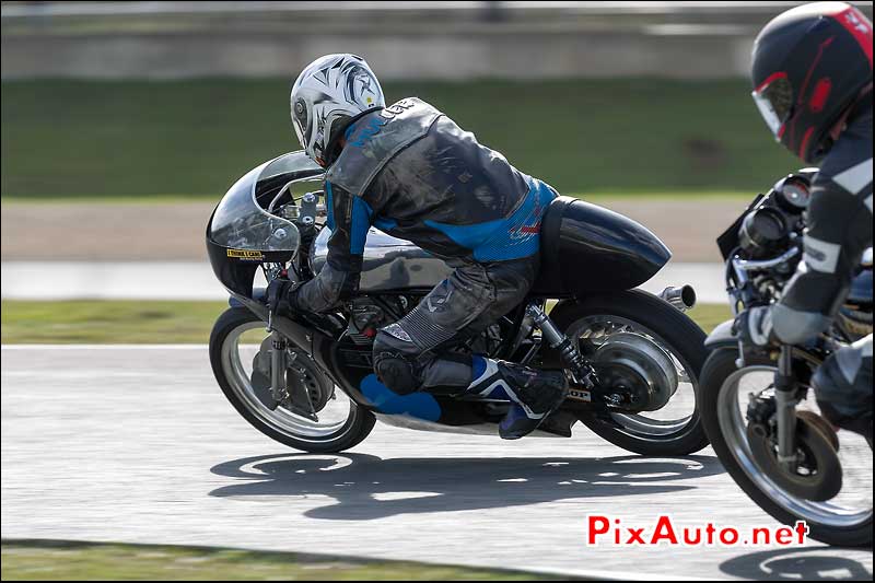 moto n813, 16e trophee coluche circuit carole