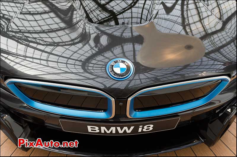 Bmw i8 Calandre, reflets Grand Palais