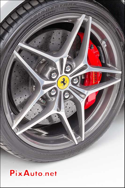 Ferrari California T, option roue 20 pouces