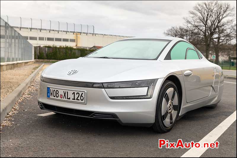 Volkswagen XL1, Vue 3/4 avant, 