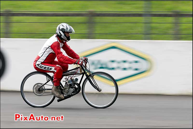 Motocyclette Rovin Train, Autodrome Heritage Festival