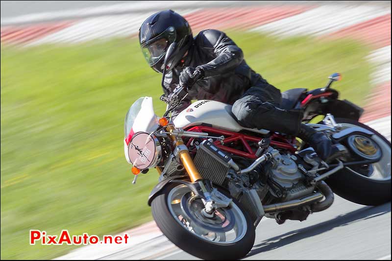 Cafe Racer Contemporain Ducati, Circuit Linas-Montlhery