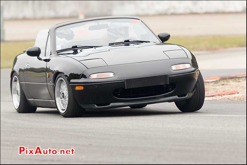 Youngtimers Festival, Mazda MX5-NA, chicane nord Montlhery