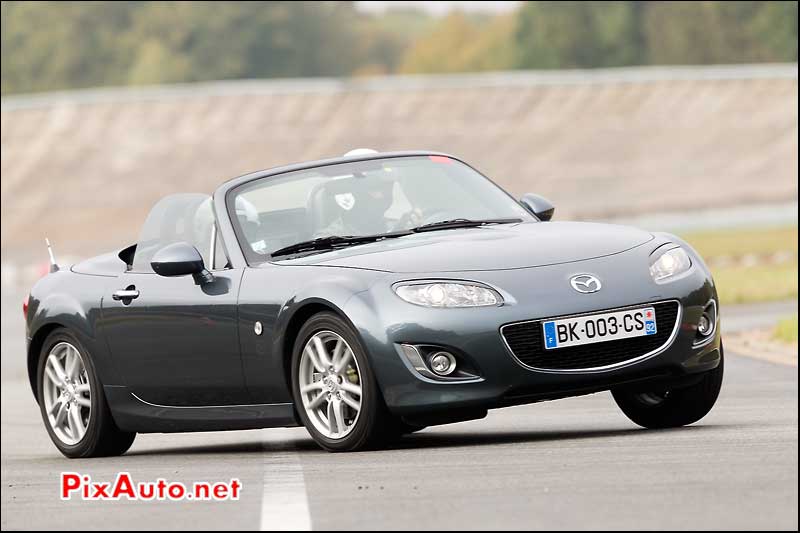 Youngtimers Festival a Montlhery, Mazda MX5 NC