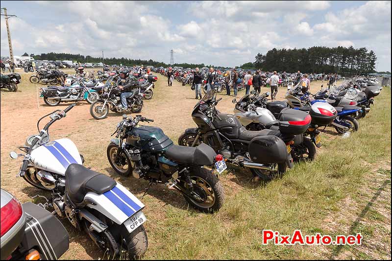 Parking Motos Dijon Prenois, Coupes Moto Legende 2014