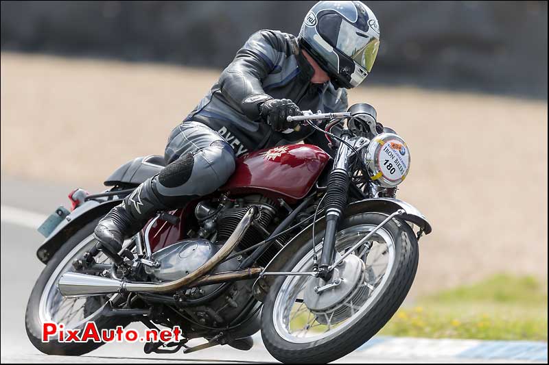 Iron Bikers n180, moto BSA, circuit carole