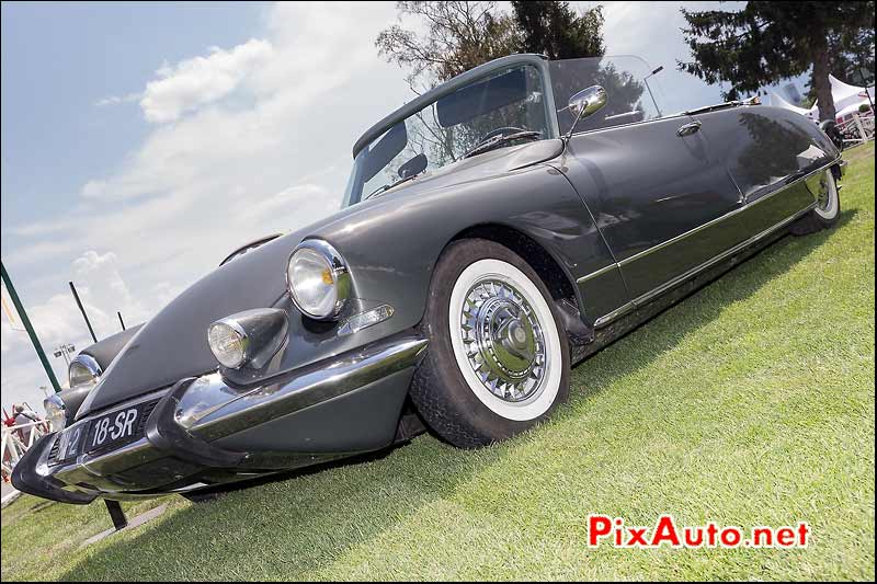 Citroen DS21 Cabriolet, hommage carrossier francais Mans Classic