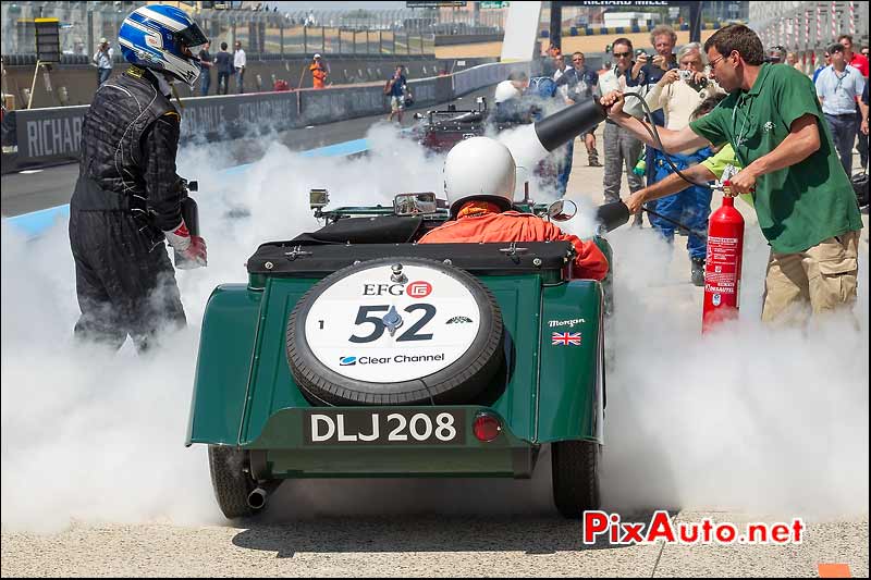 Plateau 1, Debut Incendie Morgan 4/4, Le Mans Classic
