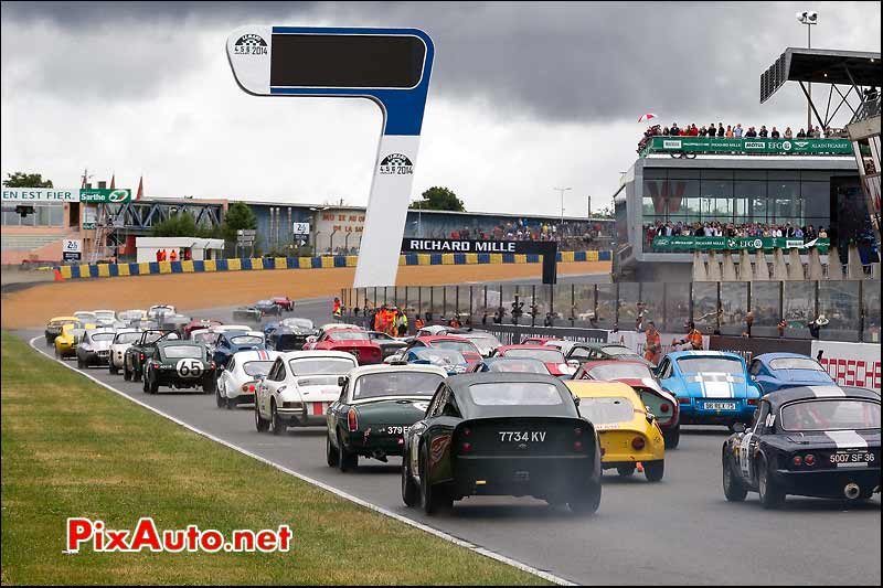 Depart voitures plateau 4 Le Mans Classic 2014