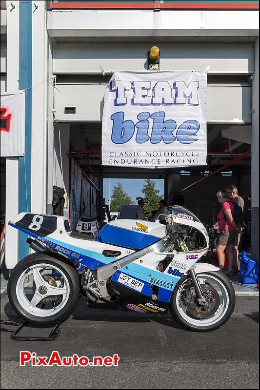 Bol dOr Post Classic, Honda RC30 Team Bike