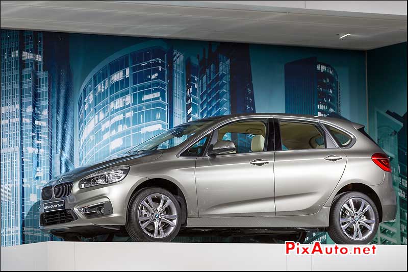 Mondial Automobile Paris, BMW Serie 2 Active Tourer