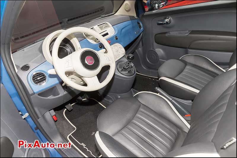 Mondial Automobile, Habitacle Fiat 500 Jeans 