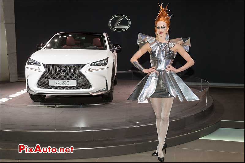 Mondial Automobile Paris 2014, Lexus NX 200t